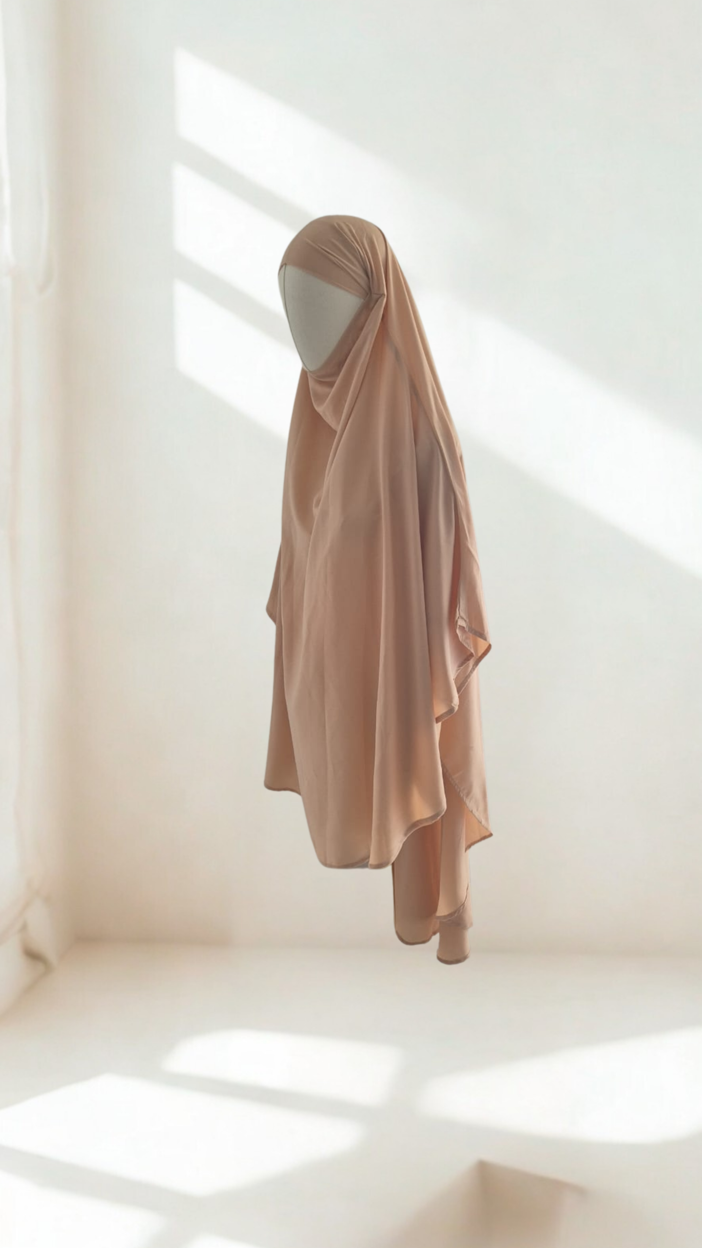 Khimar 1 voile beige de face