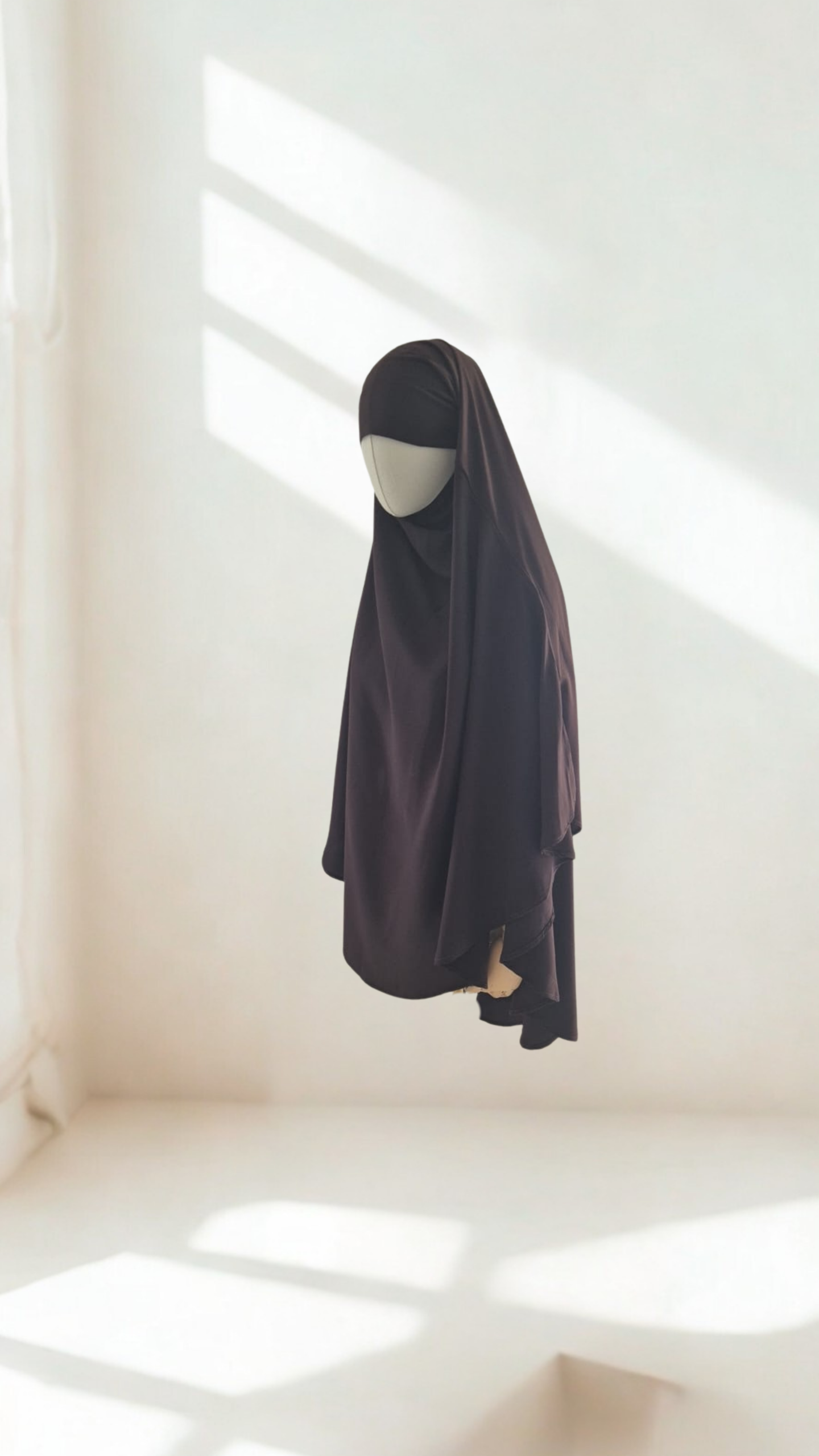 Khimar 1 voile marron de face